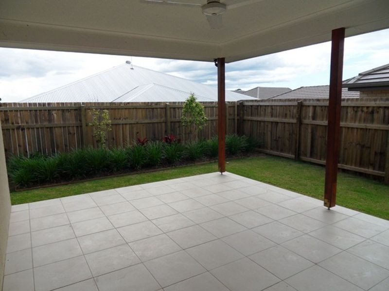 6 Rolland Pde, Warner QLD 4500