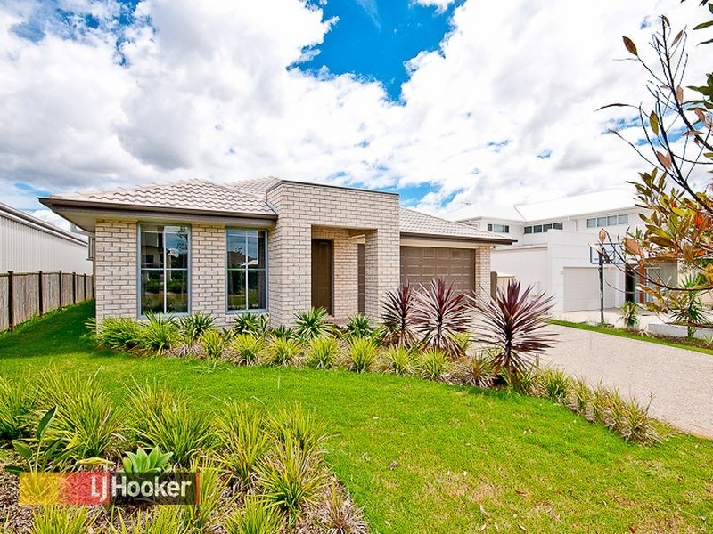 33 Pontiac Cct, Warner QLD 4500