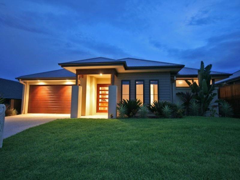 44 Swan Parade, Warner QLD 4500