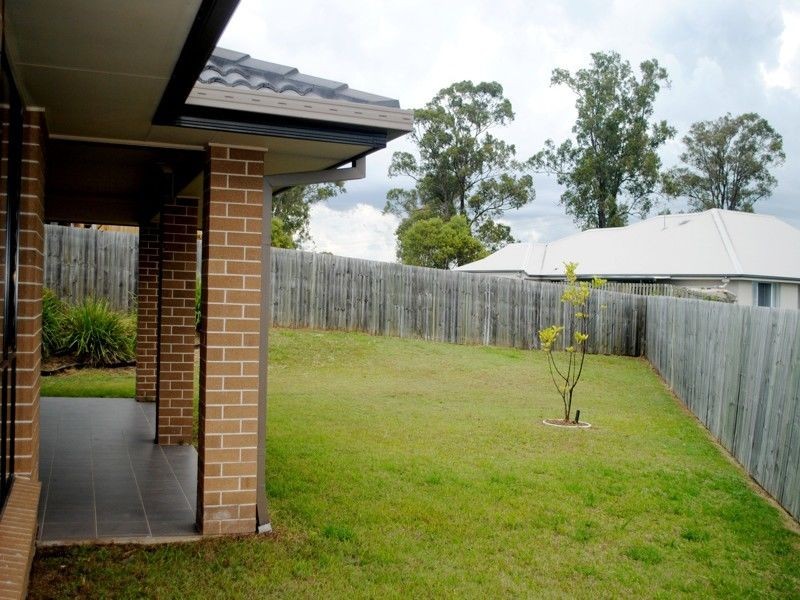 16 Tenzing Ct, Warner QLD 4500