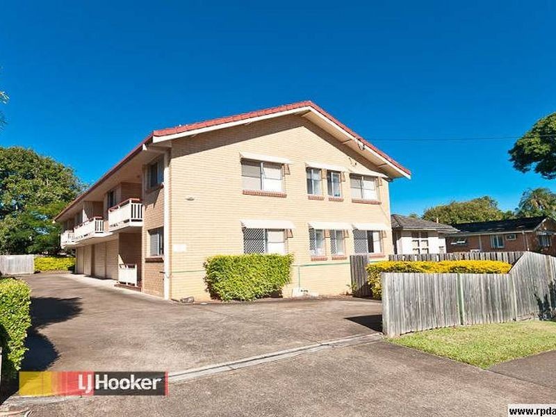 2/31 Hall Street, Chermside QLD 4032