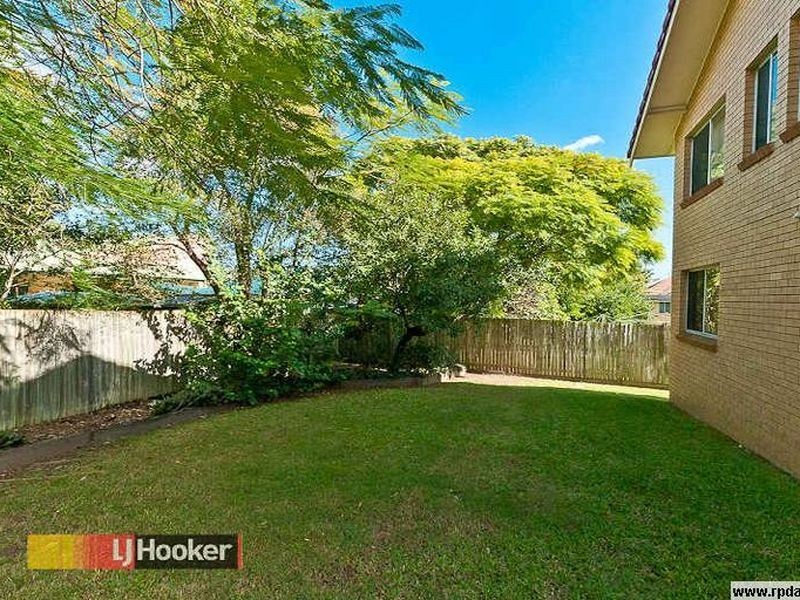 2/31 Hall Street, Chermside QLD 4032