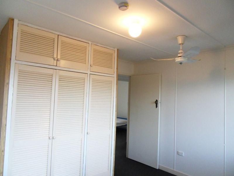 14 Kingaroy St, Stafford Heights QLD 4053