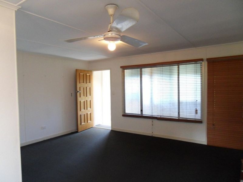 14 Kingaroy St, Stafford Heights QLD 4053