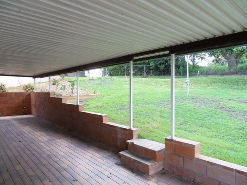 14 Kingaroy St, Stafford Heights QLD 4053