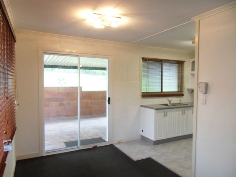 14 Kingaroy St, Stafford Heights QLD 4053