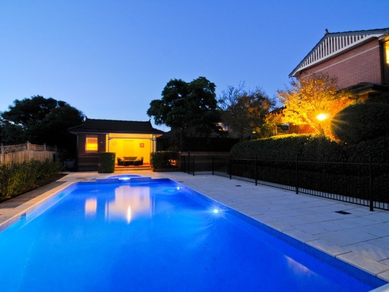 6 Lonsdale Place, West Pennant Hills NSW 2125