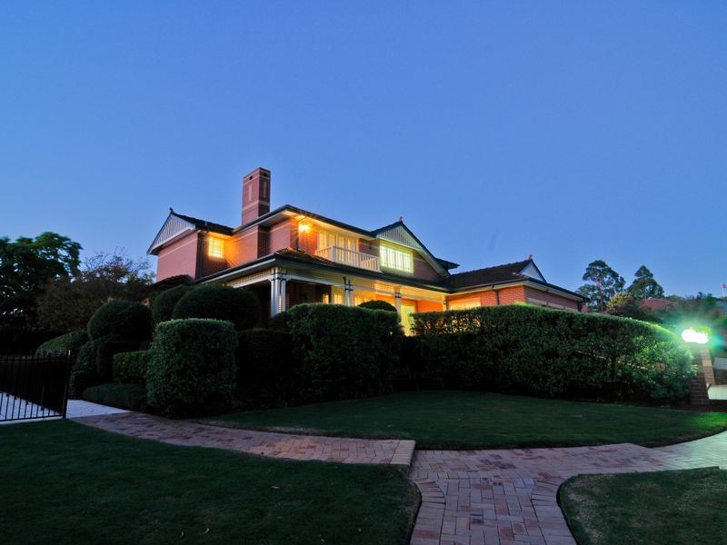 6 Lonsdale Place, West Pennant Hills NSW 2125