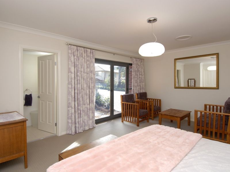 2 Springthorpe Way, Castle Hill NSW 2154