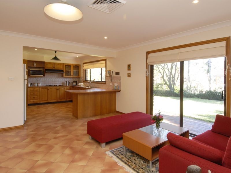 6 Woodleaf Close, West Pennant Hills NSW 2125