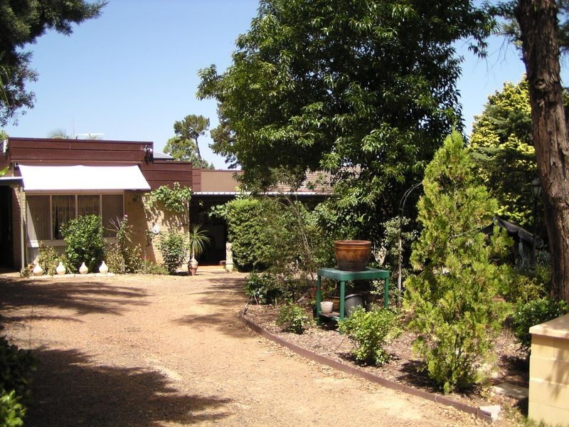 2 Stratford Road, North Rocks NSW 2151