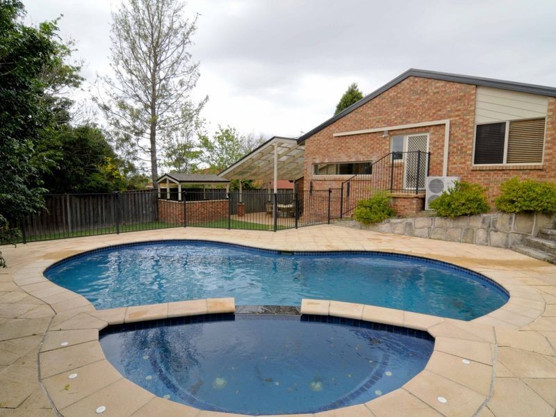 10 Barcote Place, Castle Hill NSW 2154