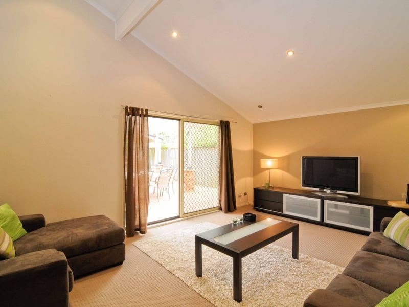 10 Barcote Place, Castle Hill NSW 2154