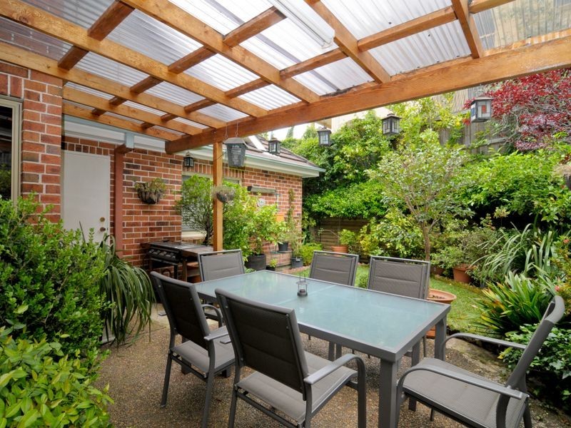 43 Oakhill Drive, Castle Hill NSW 2154