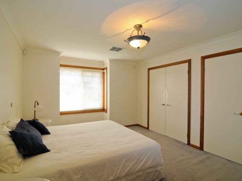 43 Oakhill Drive, Castle Hill NSW 2154