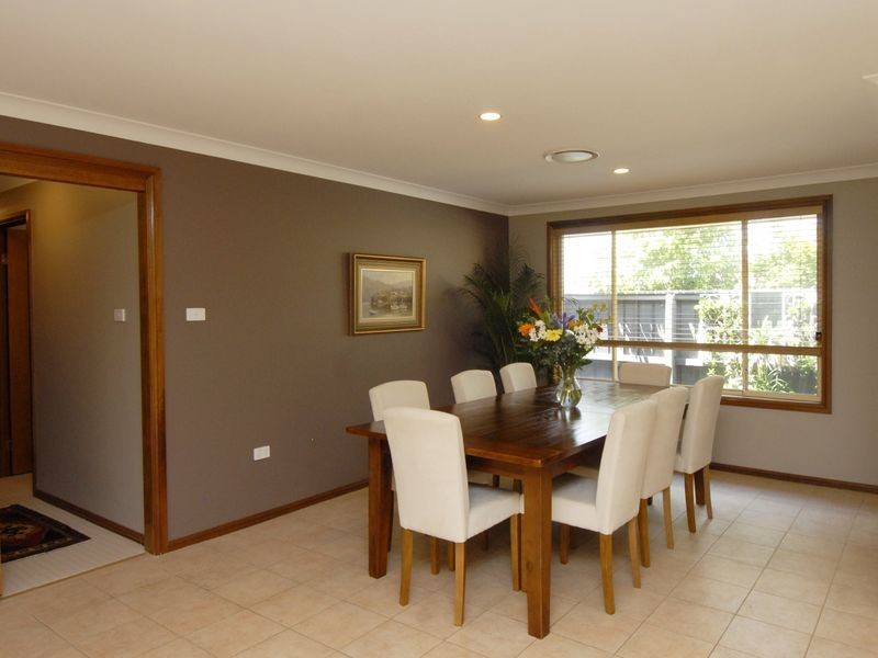 70 Ravensbourne Circuit, Dural NSW 2158