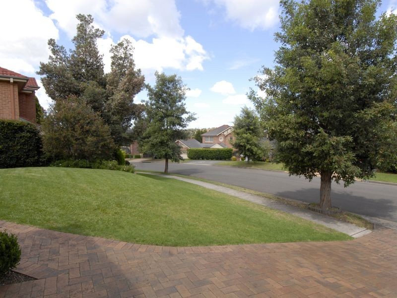 70 Ravensbourne Circuit, Dural NSW 2158