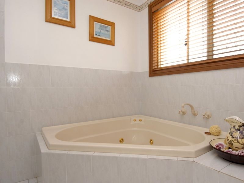 11 Pineview Place, Dural NSW 2158