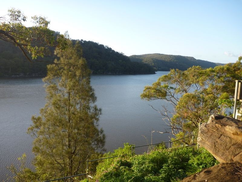 76 Point Road, Mooney Mooney NSW 2083