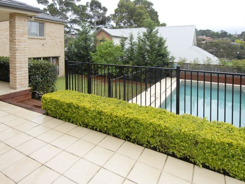 4 Springthorpe Way, Castle Hill NSW 2154