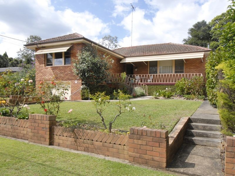 32 Boyd Avenue, West Pennant Hills NSW 2125