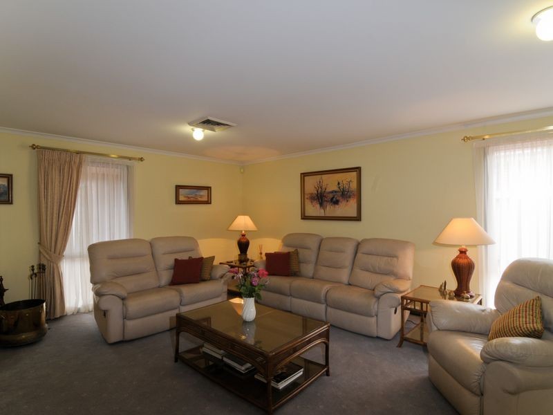 11 Allara Place, Cherrybrook NSW 2126