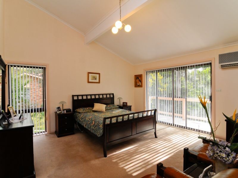 25 Flame Tree Place, Cherrybrook NSW 2126