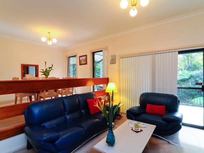 25 Flame Tree Place, Cherrybrook NSW 2126