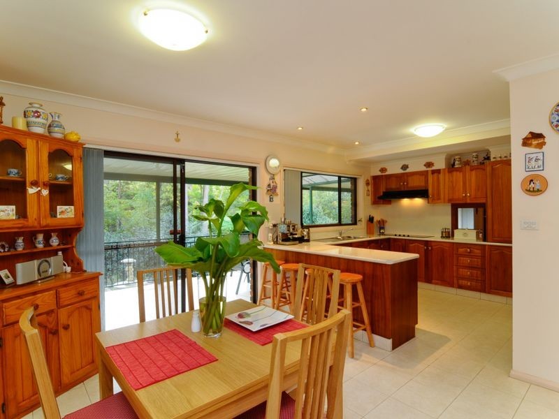 25 Flame Tree Place, Cherrybrook NSW 2126