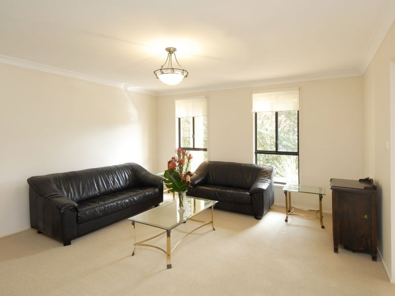 8 Castle Lea Court, Castle Hill NSW 2154