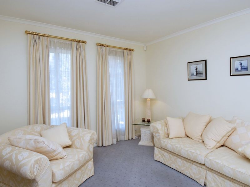 14 Ridgemont Close, Cherrybrook NSW 2126
