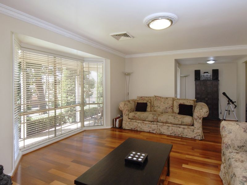 15 Tanbark Place, Cherrybrook NSW 2126