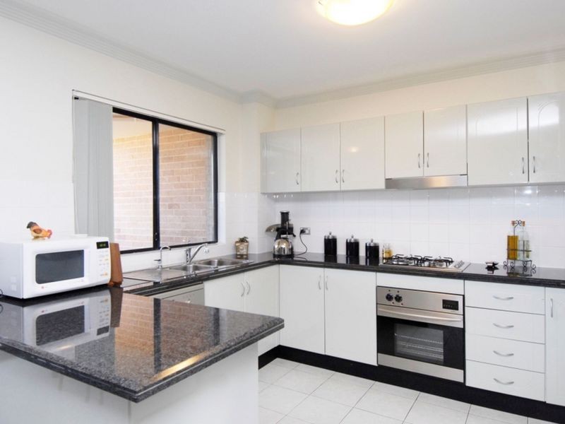 16/1-3 Sherwin Avenue, Castle Hill NSW 2154