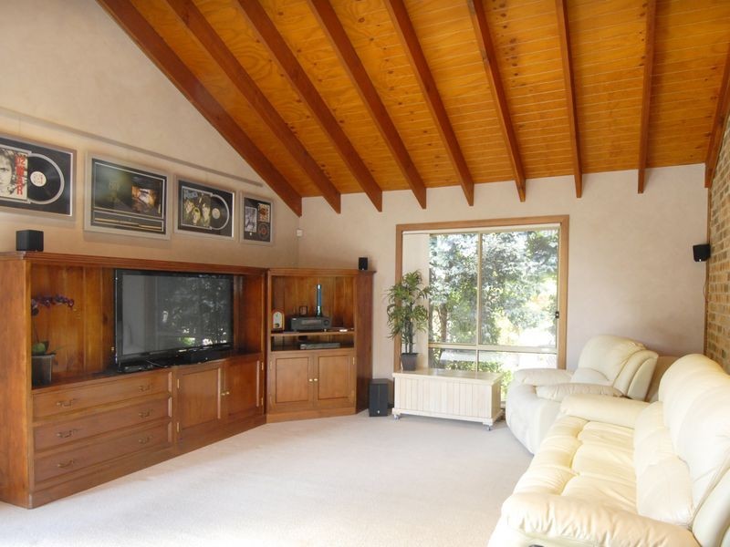 9 Coonara Avenue, West Pennant Hills NSW 2125