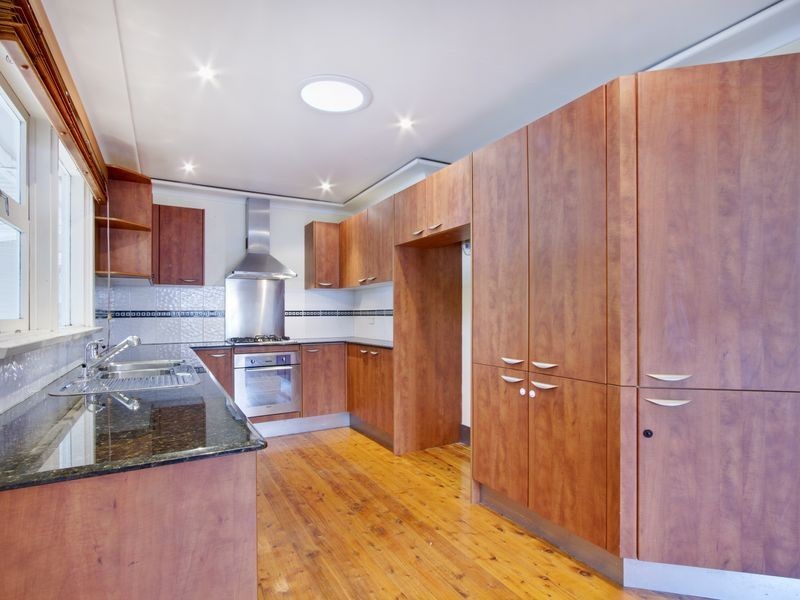 27 Star Crescent, West Pennant Hills NSW 2125