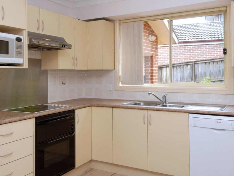 70 Oakhill Drive, Castle Hill NSW 2154