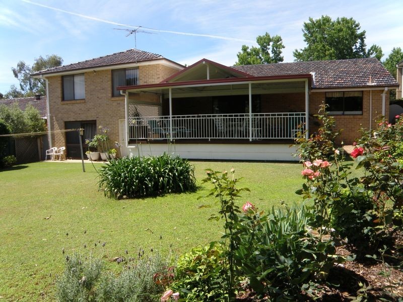 17 Kylie Crescent, West Pennant Hills NSW 2125