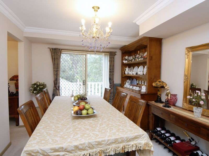 27 Wisteria Crescent, Cherrybrook NSW 2126