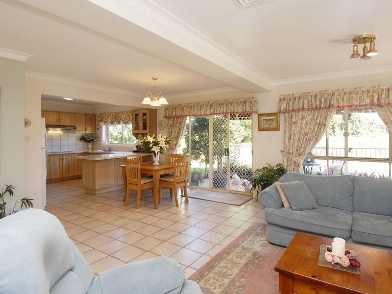26 Parkwood Close, Castle Hill NSW 2154