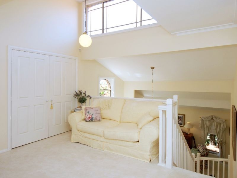 26 Parkwood Close, Castle Hill NSW 2154