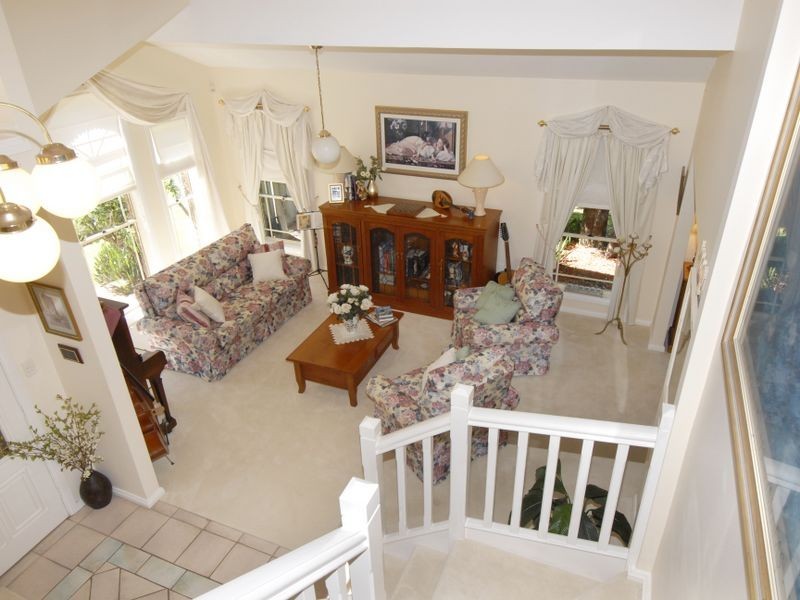 26 Parkwood Close, Castle Hill NSW 2154