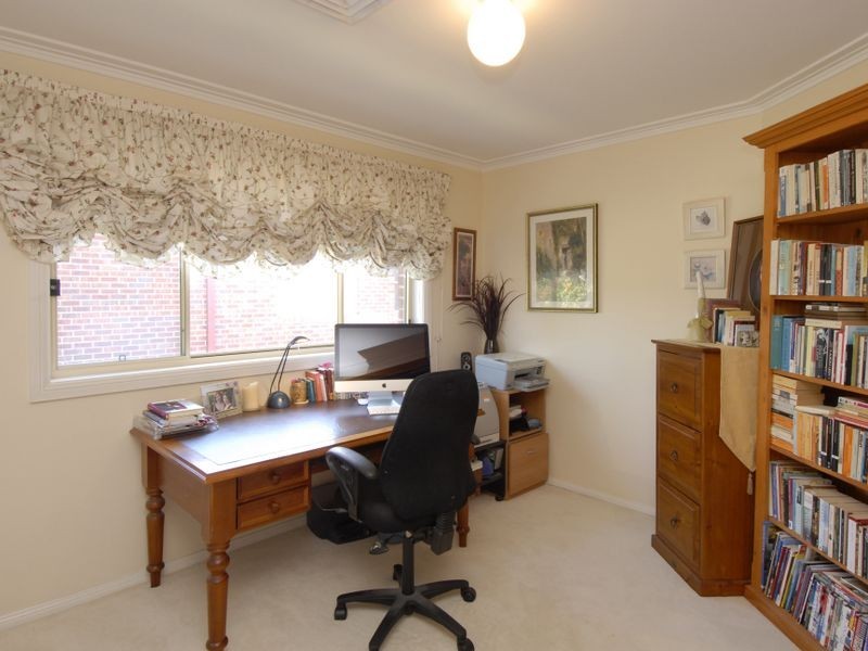 26 Parkwood Close, Castle Hill NSW 2154