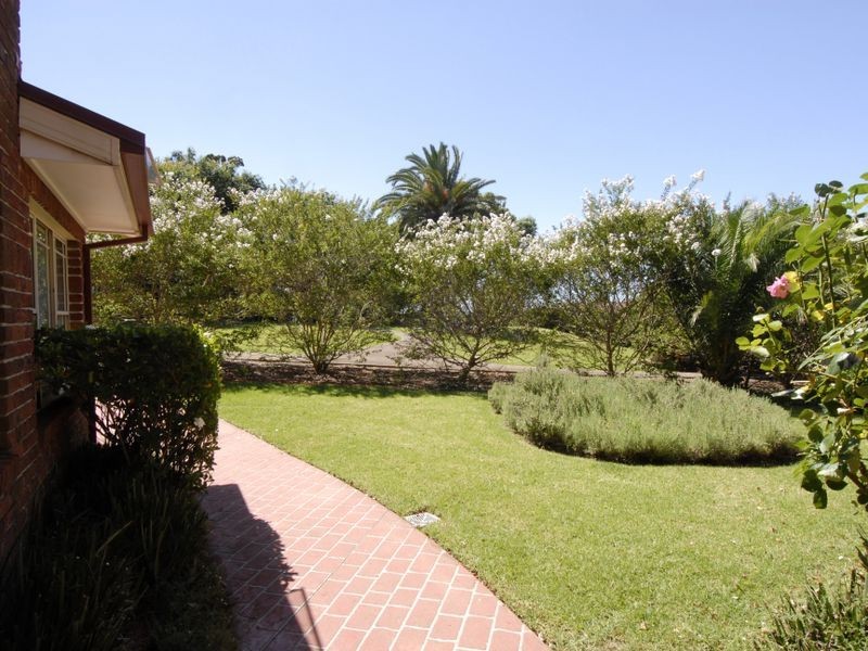 26 Parkwood Close, Castle Hill NSW 2154