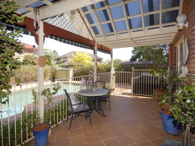 26 Parkwood Close, Castle Hill NSW 2154