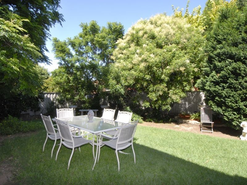 26 Parkwood Close, Castle Hill NSW 2154