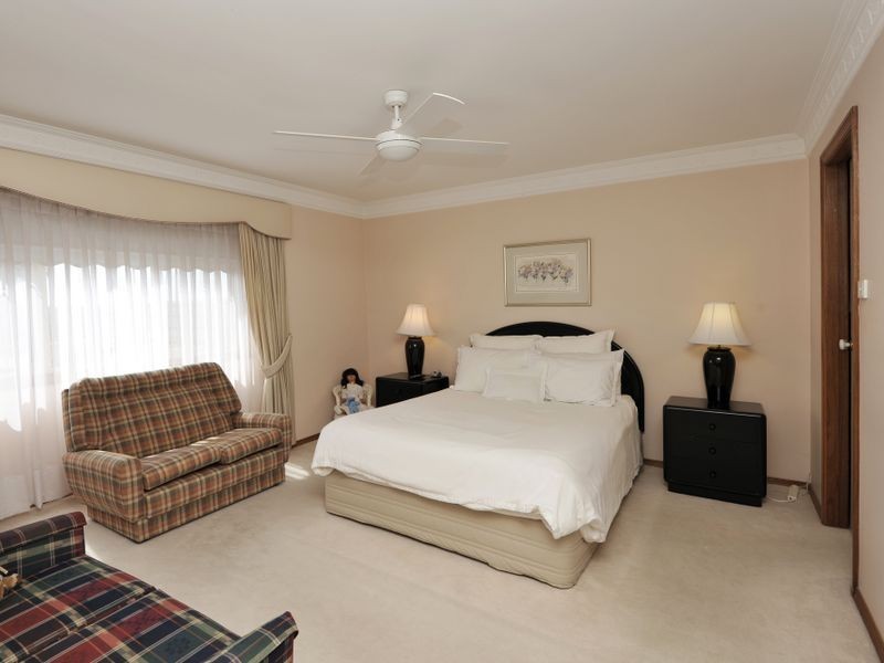 23 Tanbark Place, Dural NSW 2158