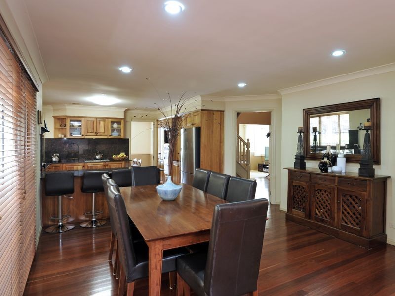 2 Fernbrook Place, Castle Hill NSW 2154
