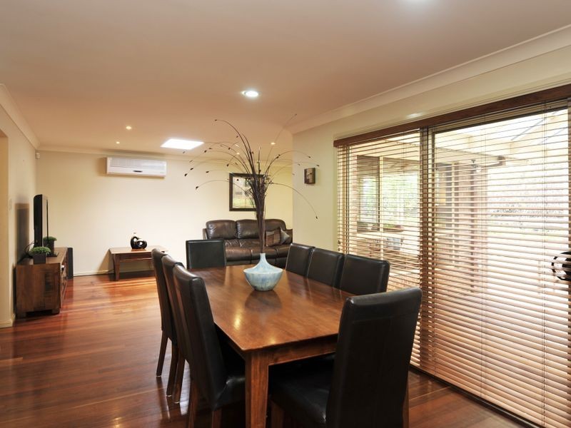 2 Fernbrook Place, Castle Hill NSW 2154