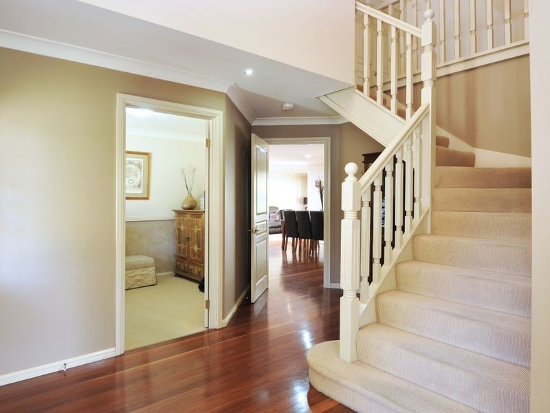 2 Fernbrook Place, Castle Hill NSW 2154