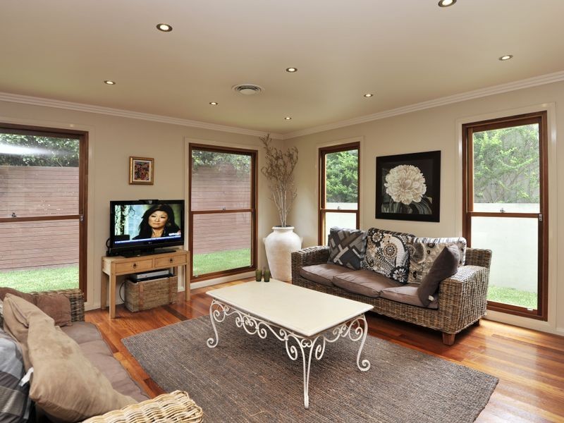 23 John Radley Avenue, Dural NSW 2158